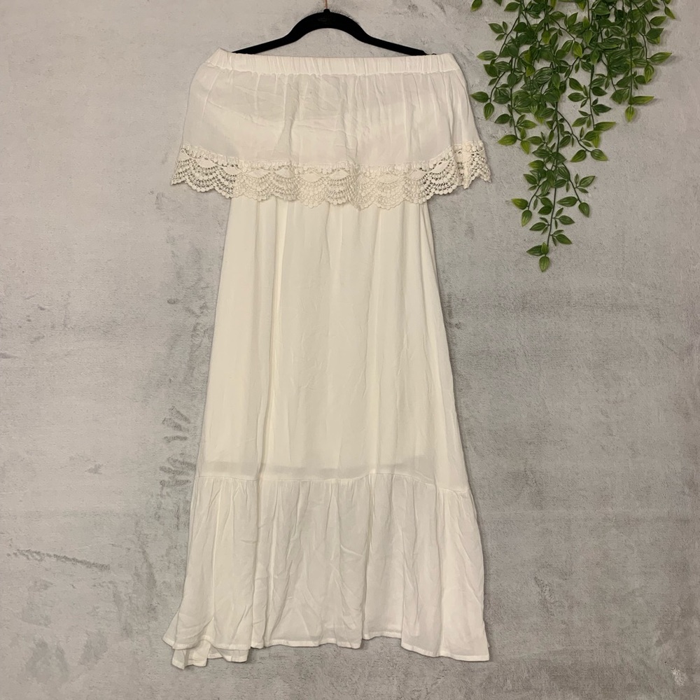 Rue 21 | White Strapless Dress